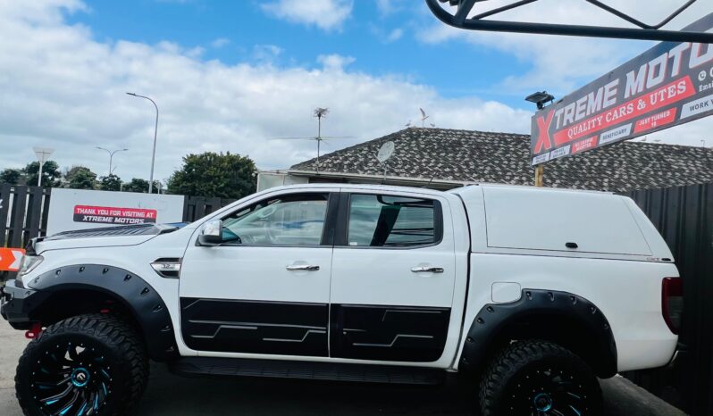 
								2019 Ford Ranger XLT 3.2 Double Cab 4WD Auto full									